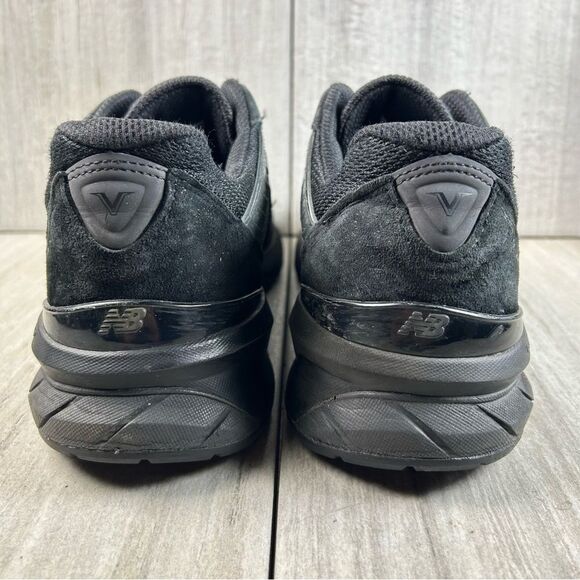 New Balance 990v5 USA Black Athletic Shoe Comfort Sneaker Mens Size 12 EE Wide - Picture 7 of 10